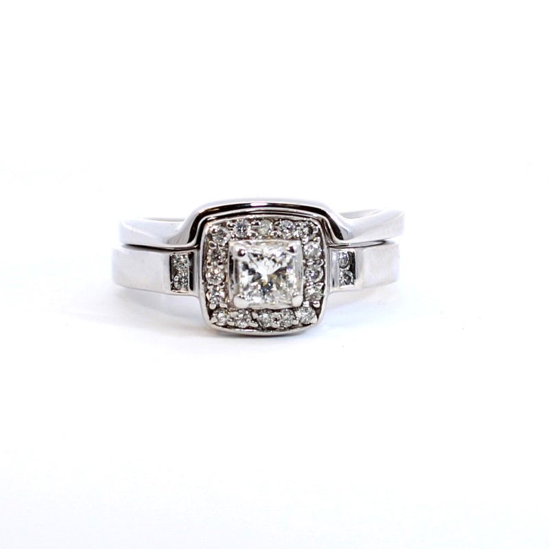 Estate IGI Certified Princess Cut Diamond Wedding Set